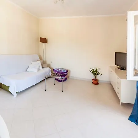 Apartment Apartman Iva & Marin